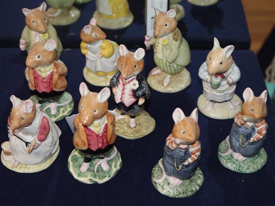 Ten Brambly hedge mice characters to include: Lord Woodmouse Catking Clover Conker and four other similar characters (unboxed)